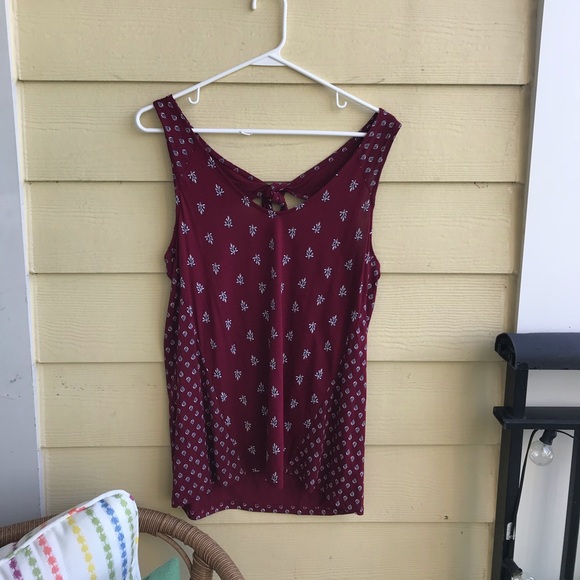 Old Navy Tank Top, NEVER WORN - Picture 2 of 7